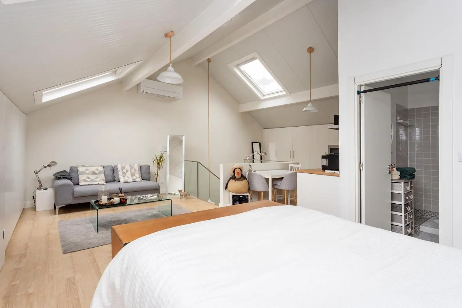 Apartamento Modern Loft In Principe Real - Aircon | By Airnest Lisboa 0*,  Portugal